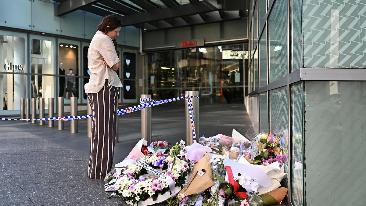 alert-–-westfield-bondi-junction-announces-reopening-date-after-six-people-were-killed-in-terrifying-rampage