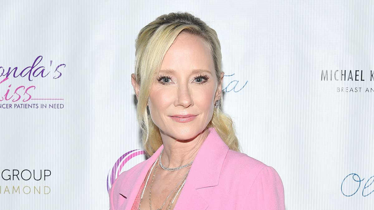 alert-–-anne-heche-‘crash-house’-in-southern-california-has-been-restored-and-is-on-sale-for-$1.35m…-nearly-two-years-after-actress-tragically-died-at-53-after-fiery-solo-car-crash-into-home