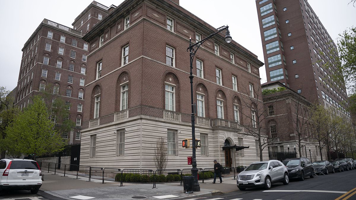 alert-–-columbia-university-president-minouche-shafik-enjoying-24/7-security-at-manhattan-mega-mansion-where-her-tesla-is-charging-in-driveway-–-while-anti-israel-mob-holds-the-school-hostage