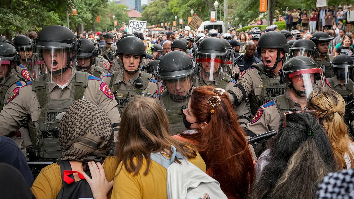 alert-–-don’t-mess-with-texas!-troopers-in-helmets-arrest-palestine-protesters-in-latest-college-demo-while-nyc-waits-for-columbia-university-crowd-to-clear-out