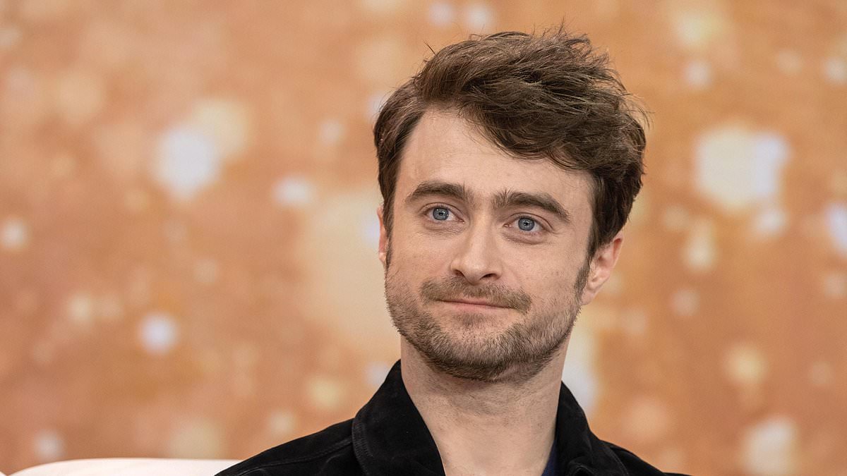 alert-–-harry-potter-star-daniel-radcliffe-reopens-war-of-words-with-jk-rowling-over-trans-views-insisting-he-doesn’t-owe-her-‘the-things-he-truly-believes’-just-because-she-made-him-a-superstar-–-and-says-he-finds-the-situation-‘really-sad’