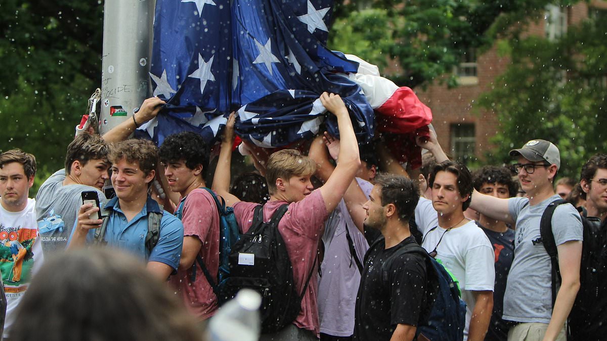 alert-–-frat-boys-at-unc-chapel-hill-surround-american-flag-in-protection-as-pro-palestine-mob-runs-wild