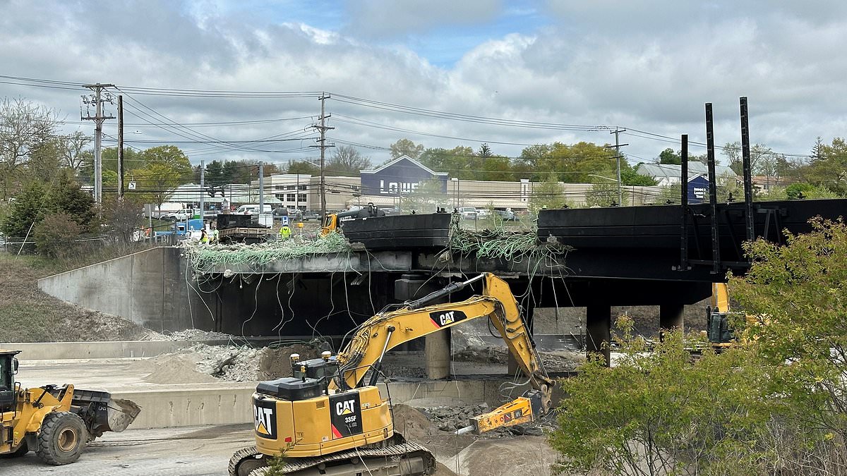 alert-–-connecticut-bridge-is-demolished-after-huge-tanker-truck-fire-that-closed-schools-and-caused-major-traffic-on-i-95-in-norwalk