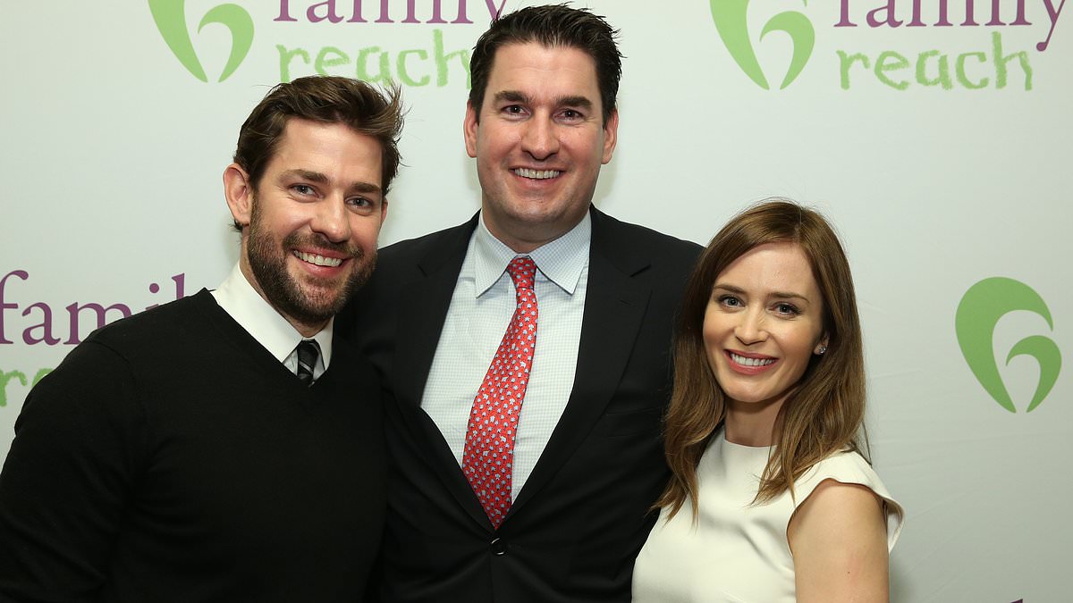 alert-–-actor-john-krasinski’s-brother-paul-is-suing-two-exes-and-six-other-women-for-defamation-after-blasting-him-as-a-‘sexual-predator’-and-‘master-manipulator’