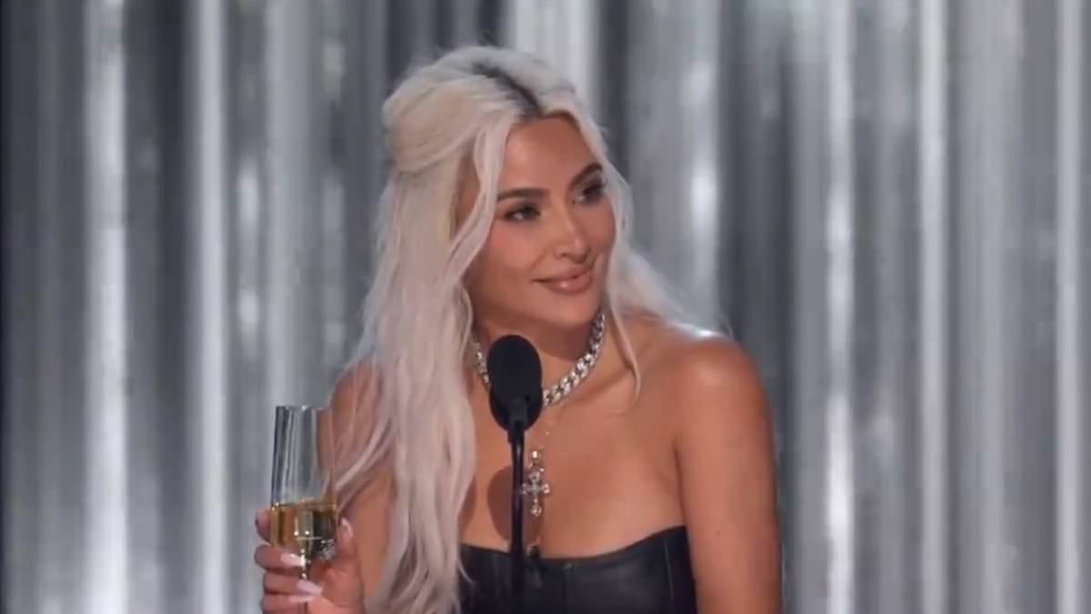 alert-–-kim-kardashian-is-relentlessly-booed-by-the-crowd-at-tom-brady-roast-in-her-hometown-of-los-angeles