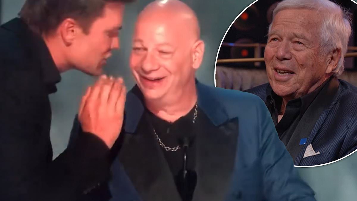 alert-–-awkward-moment-furious-tom-brady-snaps-at-jeff-ross-over-very-rude-robert-kraft-joke-at-netflix-roast-–-with-fans-likening-it-to-will-smith’s-oscars-slap:-‘don’t-say-that-s***-again’