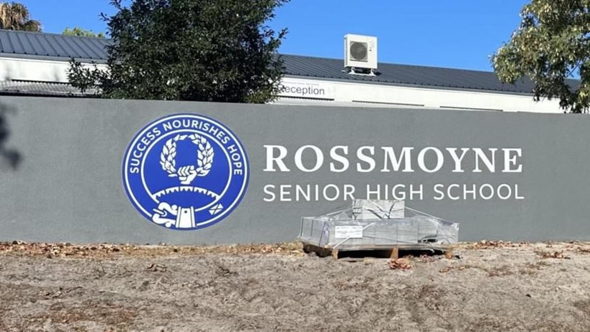 alert-–-rossmoyne-senior-high,-wa:-school-attended-by-‘radicalised’-teen-swarmed-by-cops-after-threatening-messages-were-posted-in-student-forum