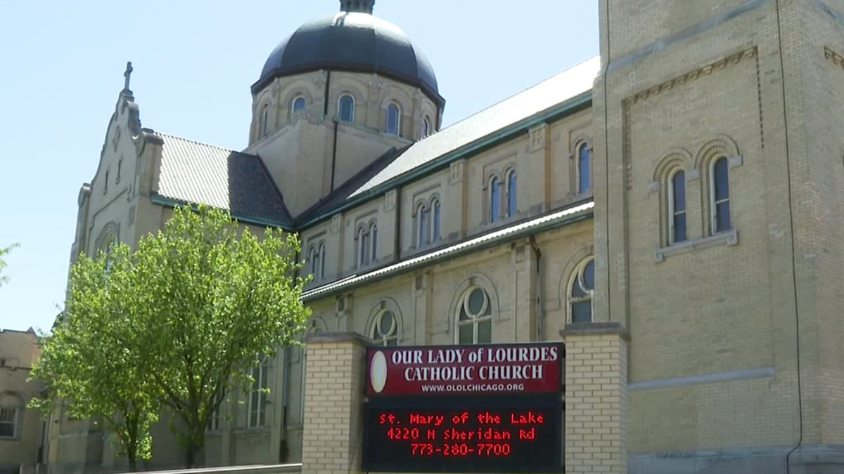 alert-–-stunning-125-year-old-catholic-church-faces-the-wrecking-ball-after-parishioners-struggled-to-raise-$2m-for-repairs,-meaning-it-must-now-close