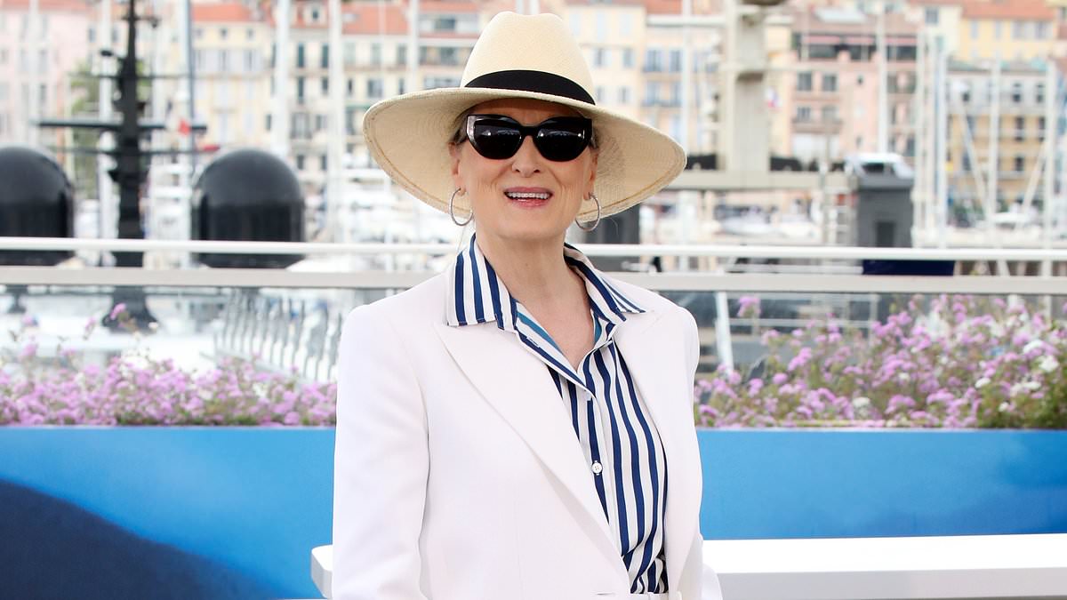 alert-–-meryl-streep-is-the-epitome-of-chic-in-a-white-blazer-and-silver-stilettos-at-a-photocall-ahead-of-cannes-film-festival’s-opening-ceremony-–-where-she-will-receive-the-honorary-award