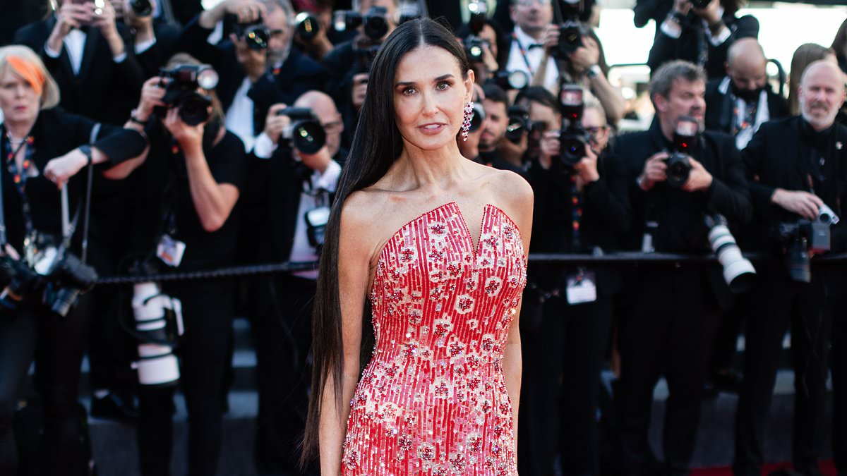 alert-–-the-demi-moore-naissance!-star-known-for-being-‘mrs-bruce-willis’-after-her-career-floundered-in-the-’90s-enjoys-her-second-coming-as-new-film-gets-13-minute-standing-ovation-at-cannes-–-and-she-looks-better-than-ever-at-61