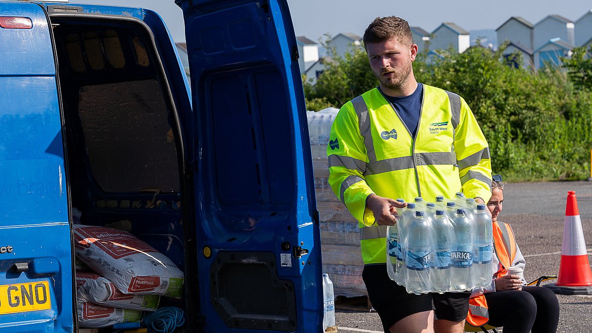 alert-–-thousands-of-homes-are-banned-from-drinking-tap-water-for-a-sixth-day-amid-parasite-scandal-which-left-families-vomiting-and-suffering-diarrhea