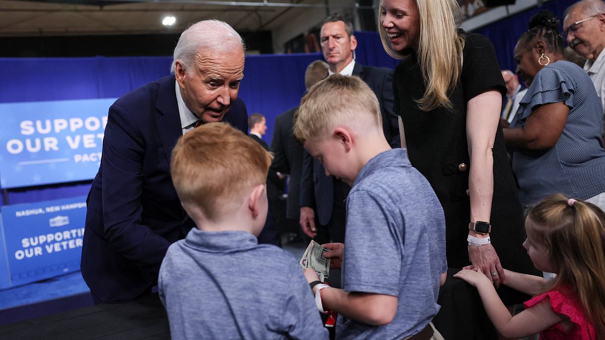 alert-–-biden-hands-kids-money-to-buy-ice-cream…-after-bizarrely-revealing-why-men-should-marry-into-a-family-of-five-daughters-and-struggling-to-say-pact-act