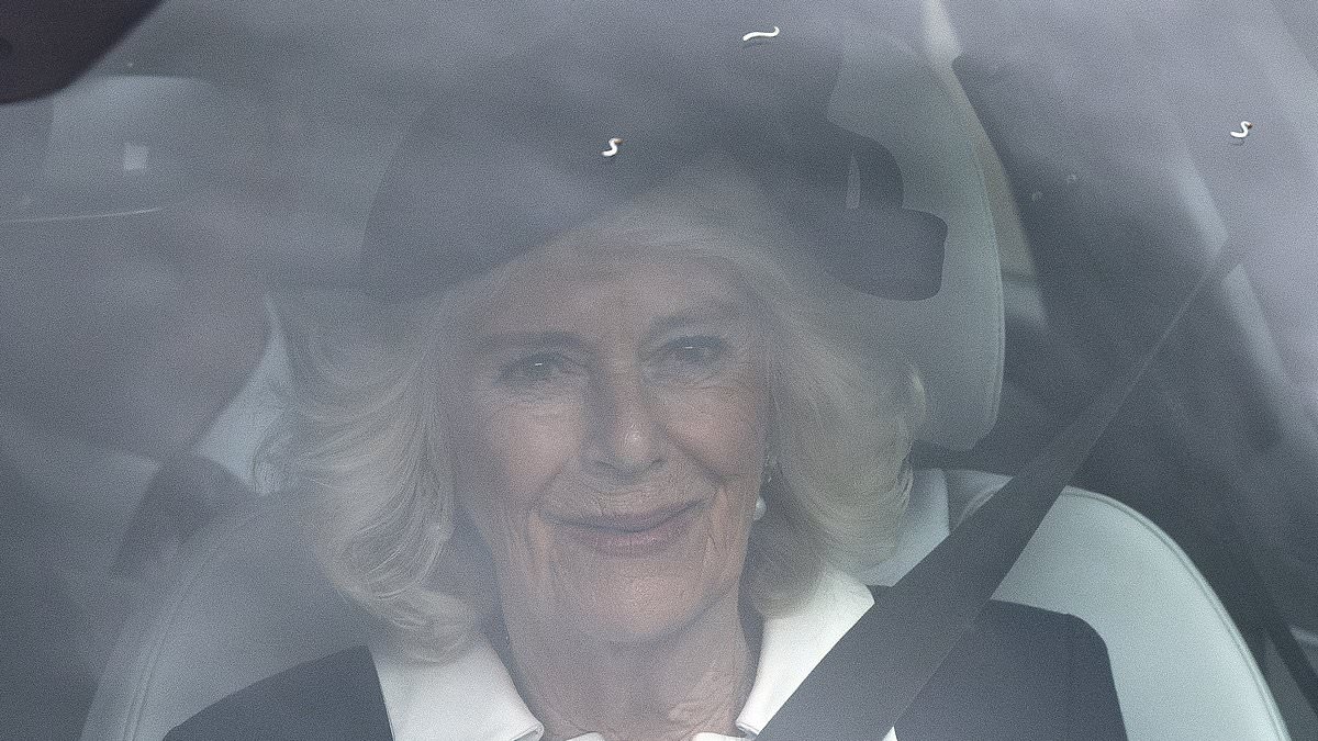 alert-–-a-royal-send-off:-queen-camilla-joins-prince-william’s-‘first-love’-rose-farquhar-at-memorial-service-for-king-charles’-close-friend-captain-ian-farquhar-after-his-death-aged-78