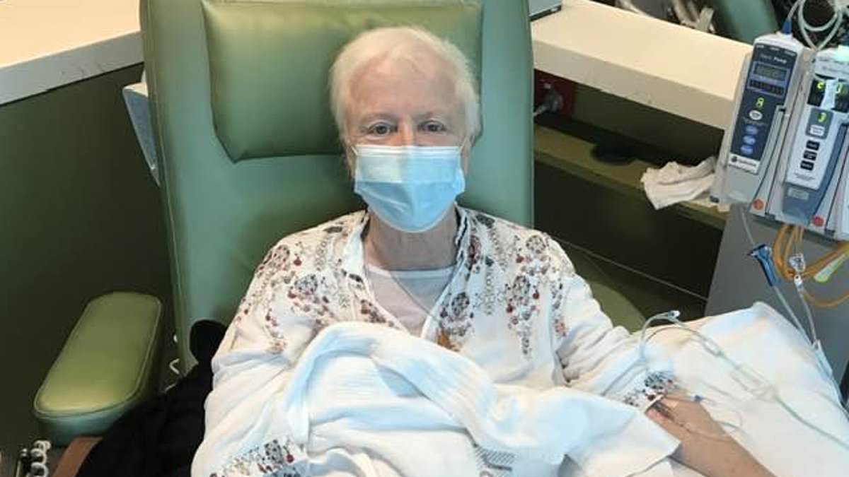 alert-–-beloved-aussie-comedian-denise-scott,-69,-details-intense-17-month-long-breast-cancer-treatment-amid-battle-with-‘aggressive’-disease