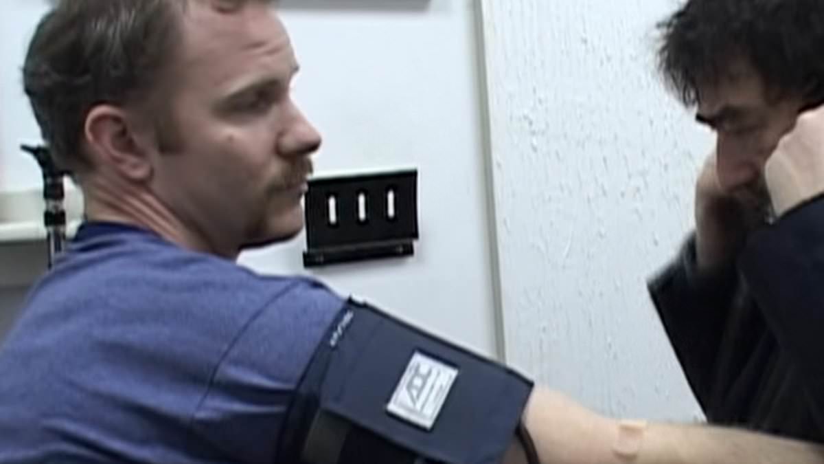 alert-–-horrifying-effects-of-eating-mcdonald’s-for-a-month-on-morgan-spurlock’s-body-revealed-–-including-‘turning-his-liver-to-pate’