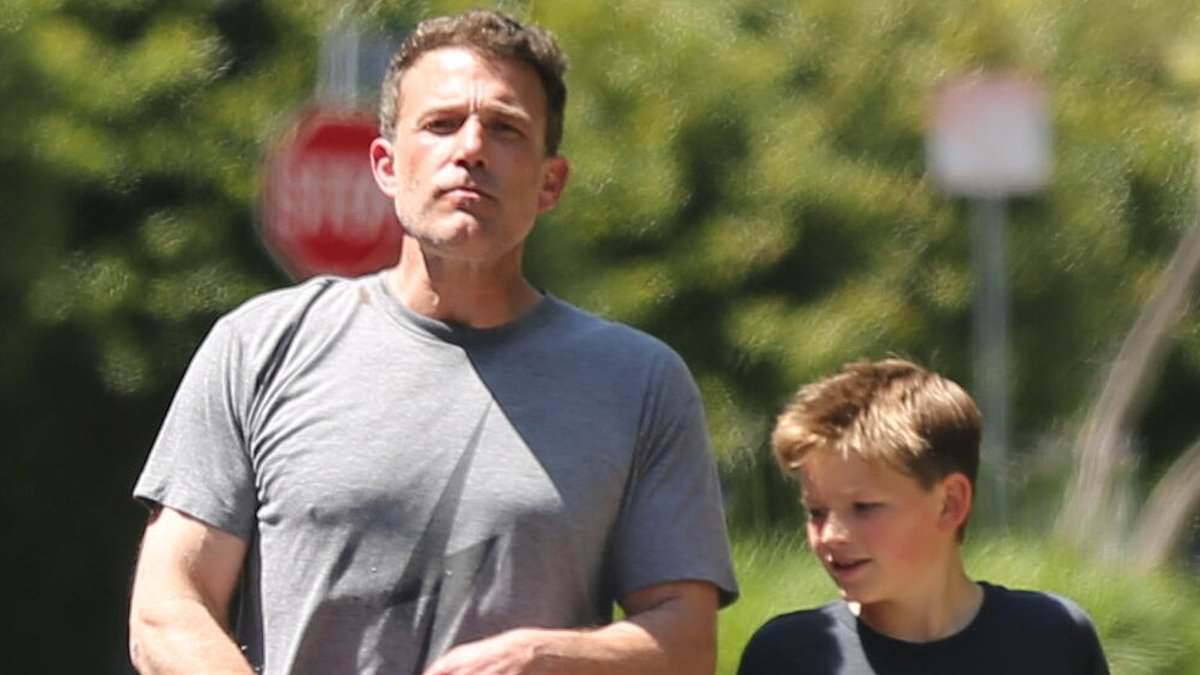 alert-–-ben-affleck-flashes-his-wedding-ring-as-he-bonds-with-son-samuel,-12,-during-sunny-walk-in-brentwood…-amid-jennifer-lopez-split-rumors