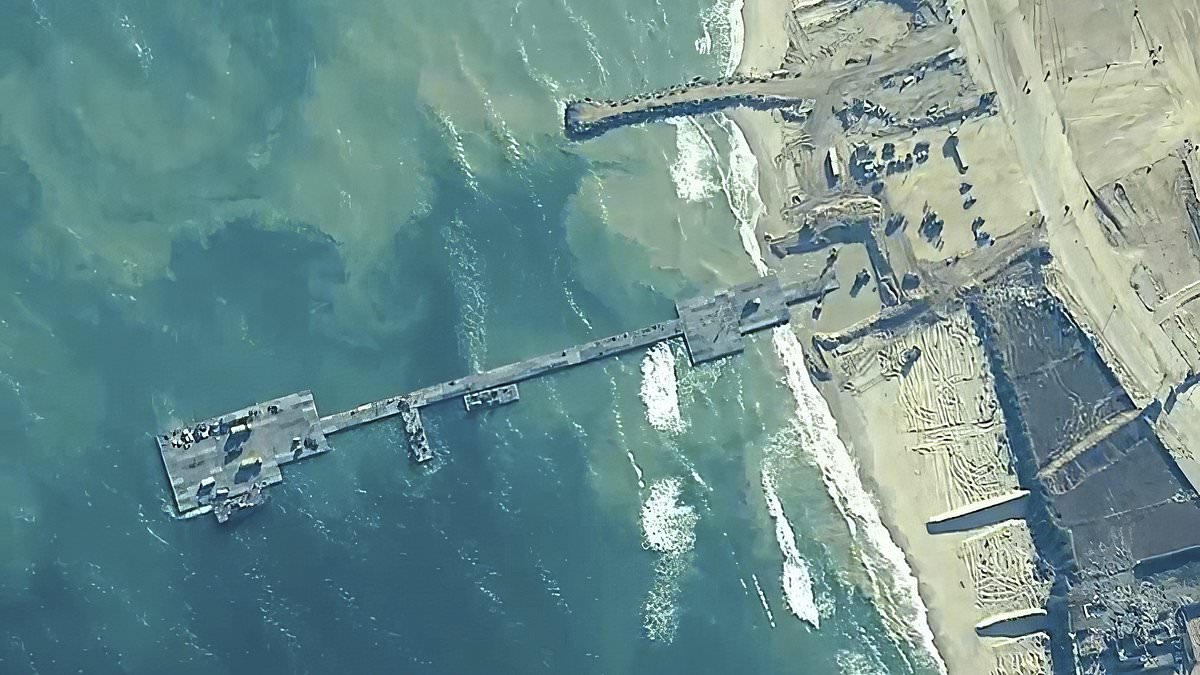 alert-–-us-will-remove-biden’s-$320million-gaza-pier-because-it-is-‘sinking’:-disaster-for-president’s-floating-aid-dock-as-its-taken-from-beach-for-repairs-after-just-two-weeks