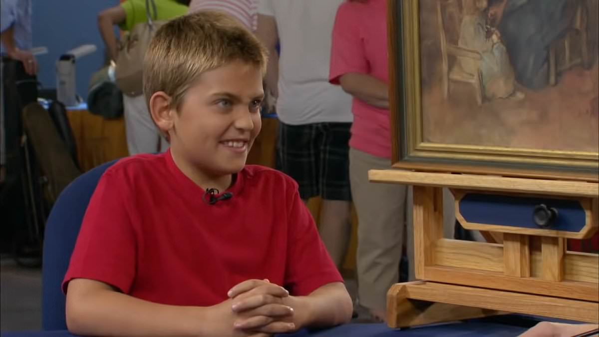 alert-–-little-boy-has-adorable-reaction-after-antiques-roadshow-appraiser-tells-him-how-much-his-$2-auction-find-is-really-worth