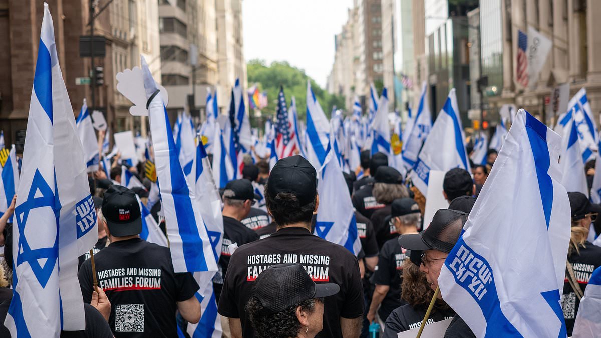 alert-–-israel-day-parade-in-nyc-braces-for-pro-hamas-protests-as-thousands-of-jewish-new-yorkers-take-to-the-streets-led-by-families-of-oct-7-hostages