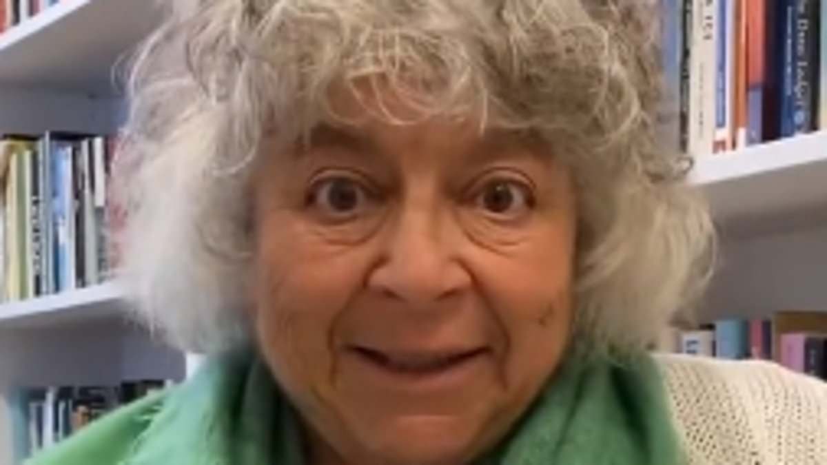 alert-–-‘i-showed-my-dislike’:-miriam-margolyes-reveals-she-clashed-with-‘unfriendly’-lily-allen-after-sharing-a-sofa-with-her-on-the-graham-norton-show