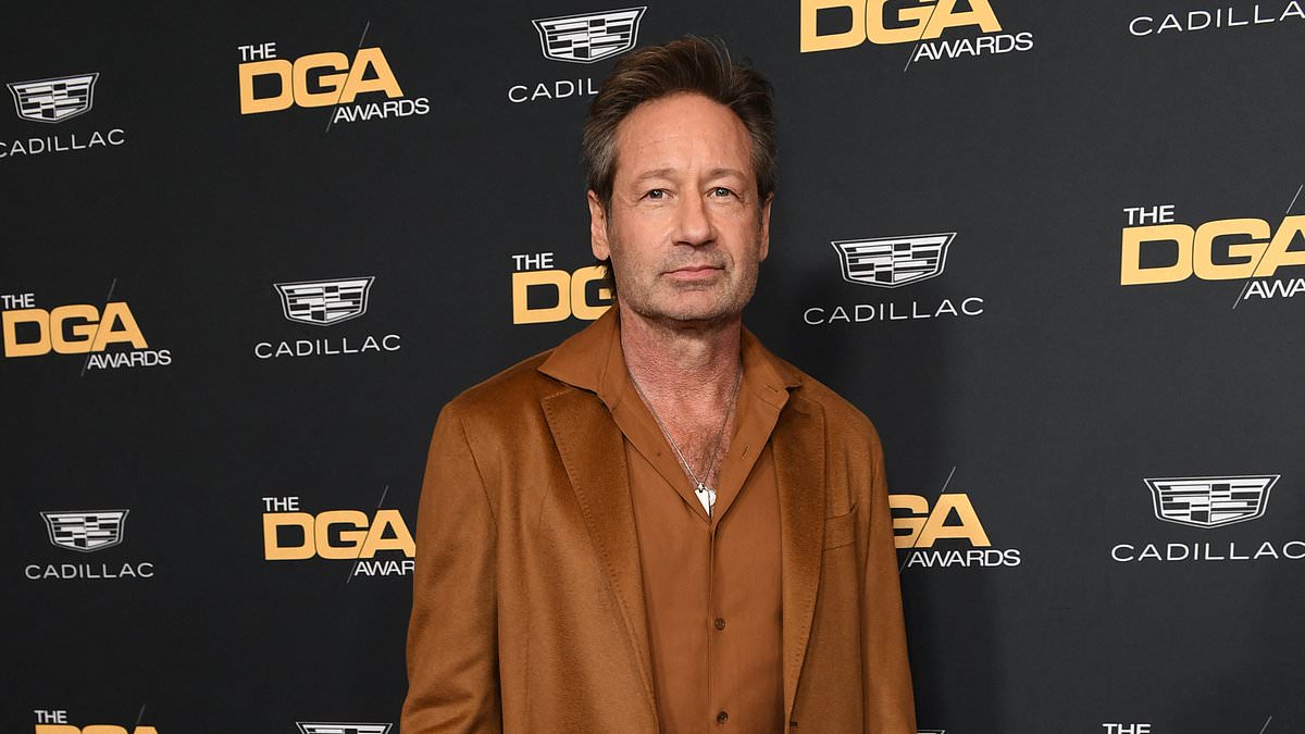 alert-–-david-duchovny,-63,-regrets-‘working-a-lot’-when-his-two-children-were-young:-‘certainly-not-a-perfect-parent,-but-i-love-my-kids’