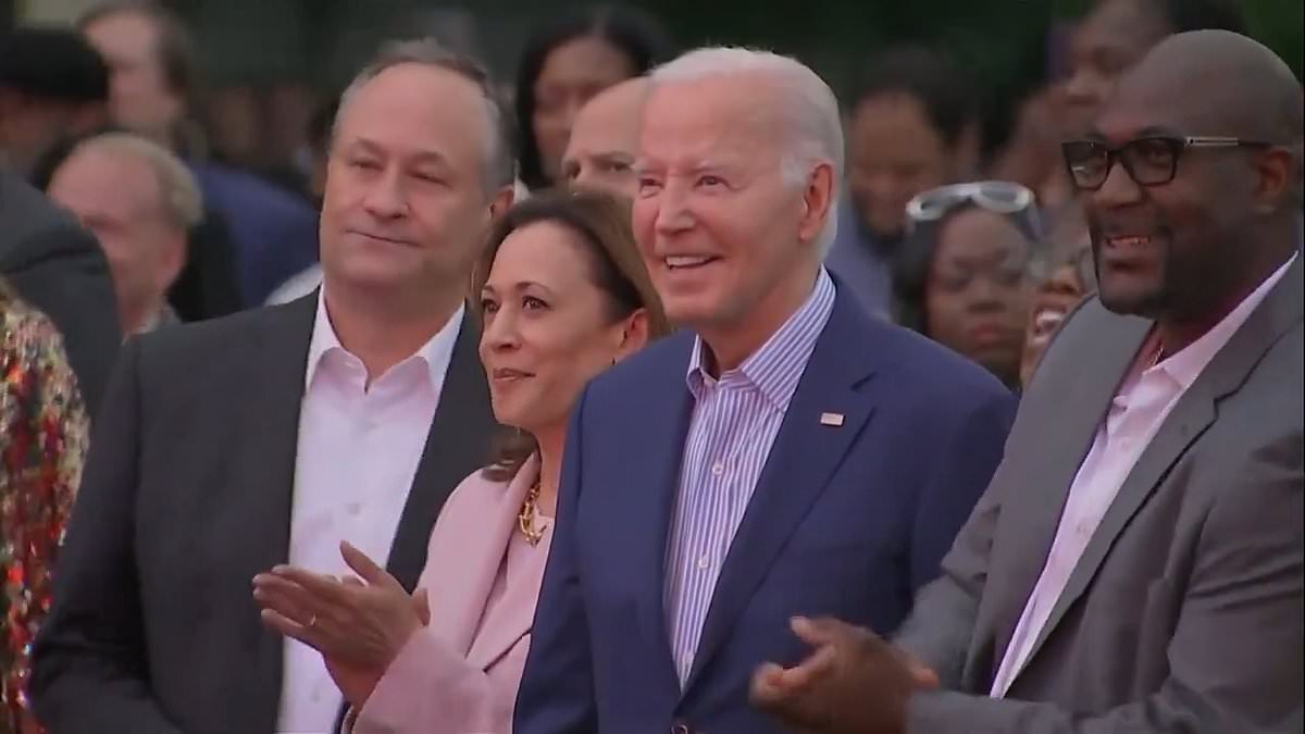 alert-–-biden-sparks-concerns-as-he-appears-to-freeze-during-juneteenth-celebration-concert-at-the-white-house-alongside-a-dancing-kamala-harris-–-before-george-floyd’s-brother-wraps-his-arm-around-him