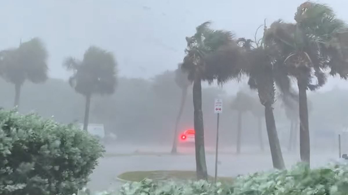 alert-–-devastating-dangerous-rainfall-and-flooding-swamp-streets-in-florida-as-desantis-declares-state-of-emergency