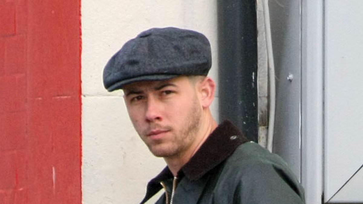 alert-–-nick-jonas-is-seen-for-the-first-time-on-the-set-of-musical-comedy-power-ballad-in-county-dublin-as-his-character-is-mobbed-by-excitable-fans