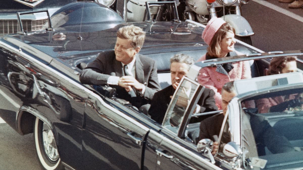 alert-–-untold-secrets-of-jfk’s-assassination-and-his-insatiable-addiction-to-sex-revealed-in-maureen-callahan’s-new-kennedy-biography:-in-her-blood-caked-chanel-suit,-jackie-kissed-goodbye-every-inch-of-her-husband’s-naked-body…