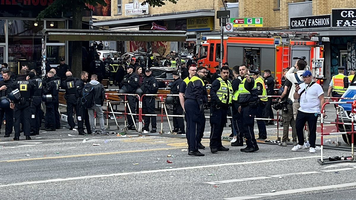 alert-–-german-police-shoot-axeman-near-euros-fan-zone-during-dutch-march-in-hamburg-hours-before-football-match-after-he-threatened-officers-with-a-firebomb