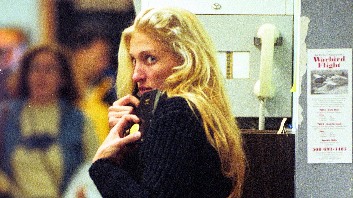 alert-–-carolyn-bessette-kennedy’s-voracious-appetite-for-cocaine-–-and-how-she-used-the-drug-to-drastically-lose-weight