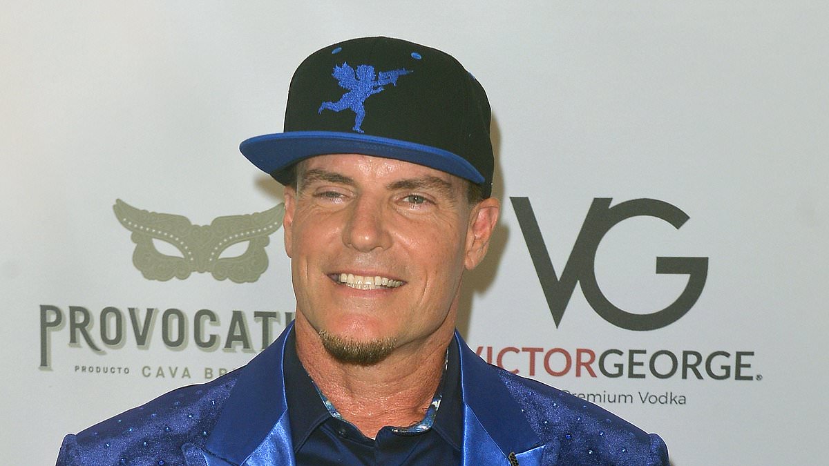 alert-–-vanilla-ice-goes-from-being-a-’90s-hitmaker-to-running-a-real-estate-empire-valued-at-$20-million:-‘i-made-millions-for-doing-nothing!’