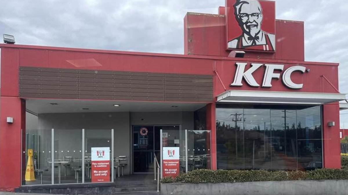 alert-–-kfc-customers-furious-over-little-known-change-to-payments:-‘refused-service’