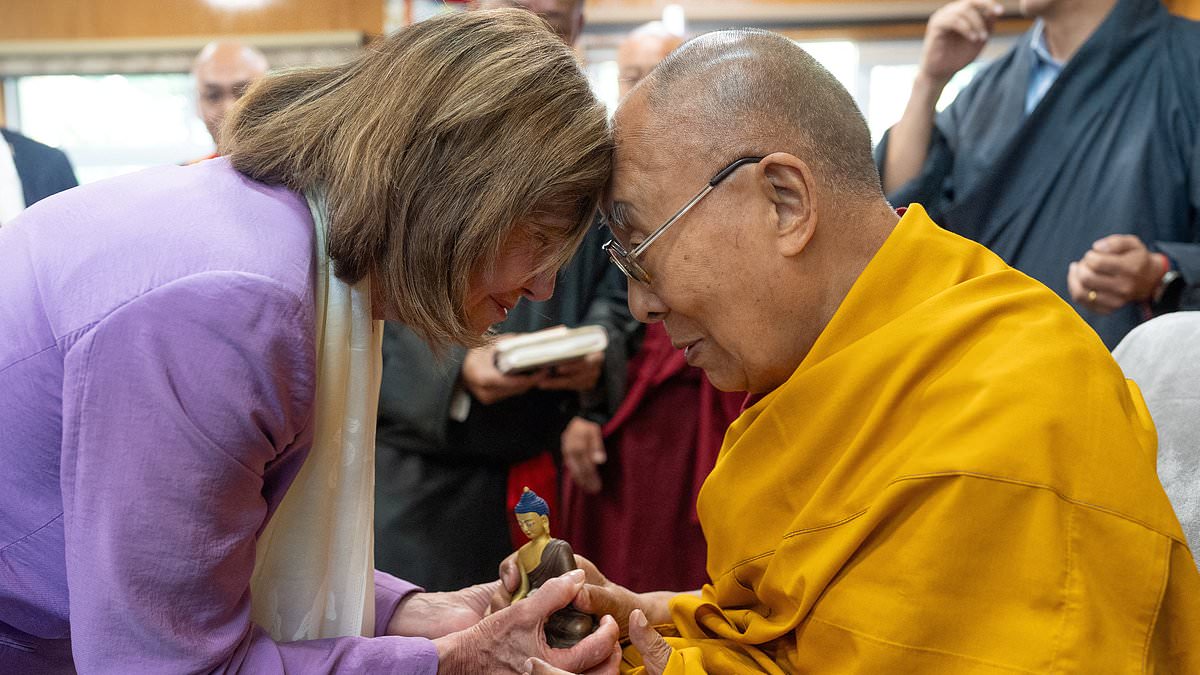 alert-–-nancy-pelosi-meets-the-dalai-lama-and-takes-a-swipe-at-xi-jinping-in-visit-that’s-sparked-a-furious-response-from-china