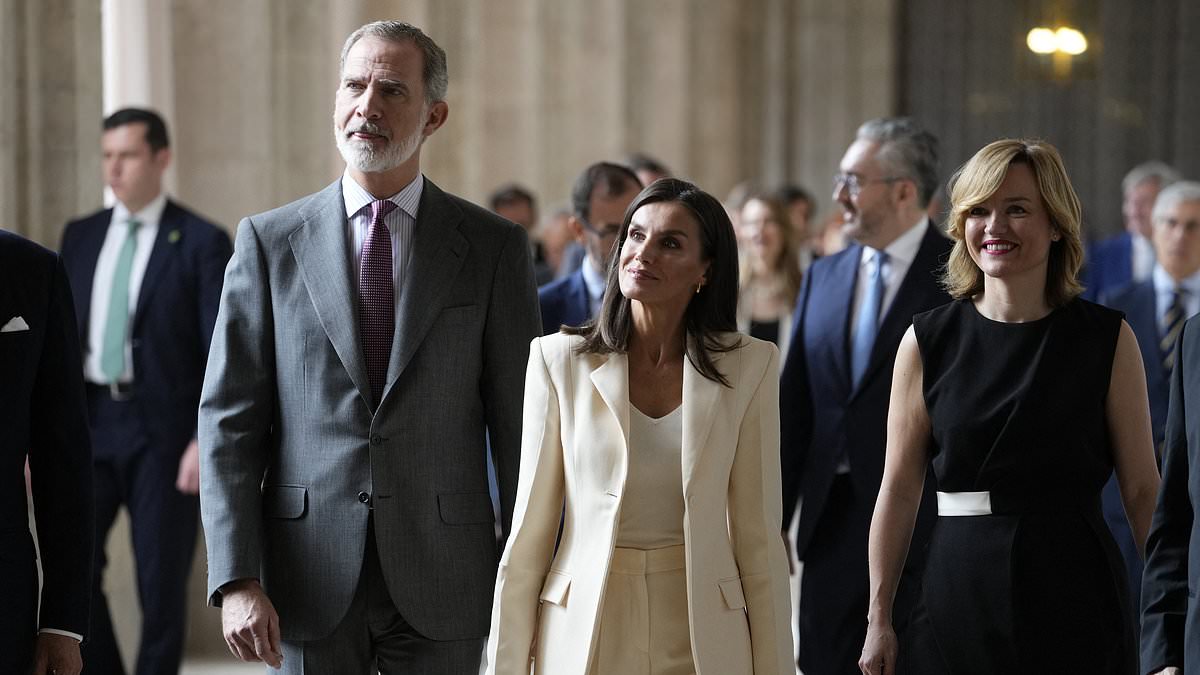 alert-–-queen-letizia-of-spain-puts-on-an-animated-show-of-support-for-husband-king-felipe-at-exhibition-marking-10-years-of-his-reign-–-after-claims-she-had-an-‘affair’-rocked-the-monarchy