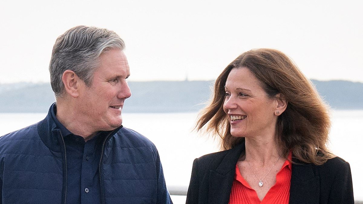 alert-–-how-the-future-lady-starmer-–-armed-with-her-trusty-walkie-talkie-–-secured-her-own-landslide-election-victories-at-cardiff-university-students’-union-(and-she-could-probably-teach-her-husband-a-thing-or-two…)