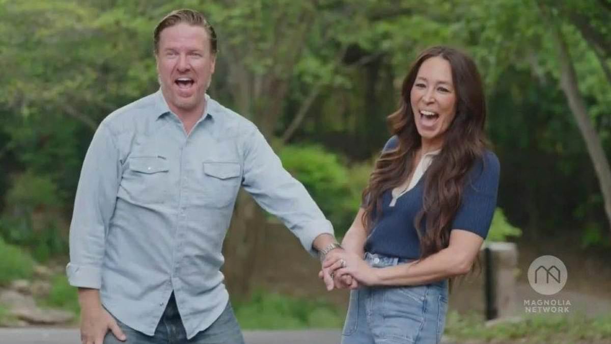 alert-–-fixer-upper:-the-lakehouse:-joanna-gaines-surprises-husband-chip-gaines-during-finale-reveal-by-inviting-friends-tim-tebow-and-robert-griffin-iii