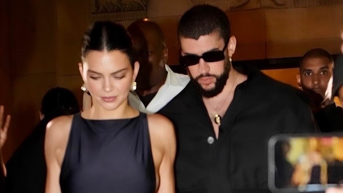 alert-–-kendall-jenner-and-bad-bunny-heat-up-paris!-rapper-places-his-hand-on-the-supermodel’s-lower-back-as-they-depart-fashion-week-event-after-rekindling-romance