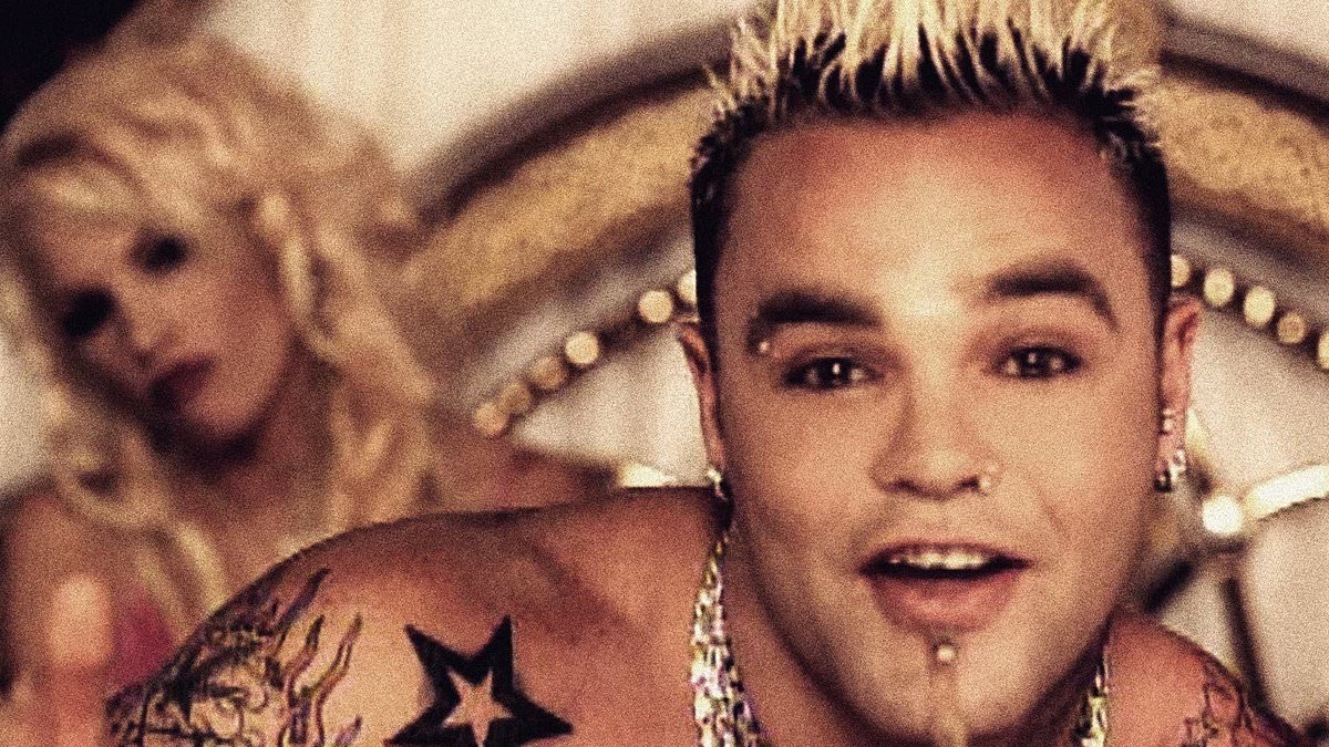 alert-–-crazy-town’s-shifty-shellshock-dead-at-49:-lead-singer-–-who-battled-with-substance-abuse-over-the-years-–-passes-away