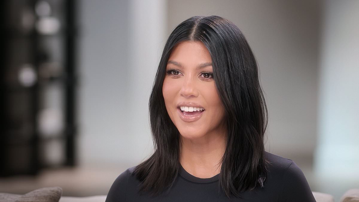 alert-–-kourtney-kardashian-fears-her-vagina-might-‘fall-out’-after-baby-number-four-while-showcasing-her-‘humongous-boobs’-in-tight-corset