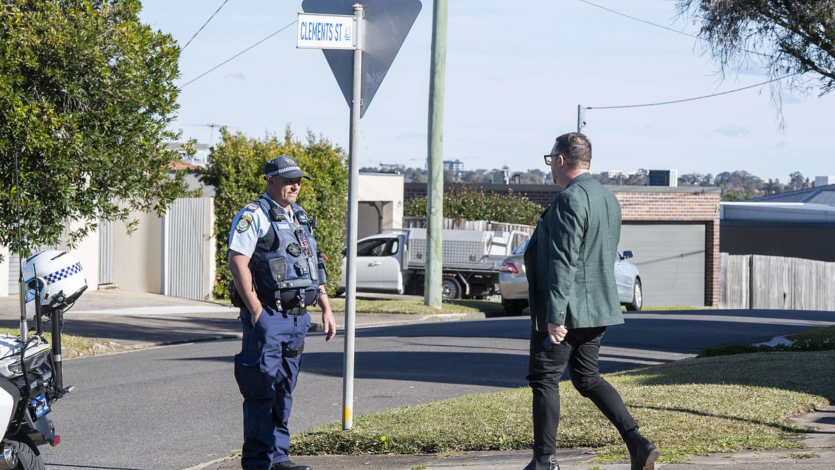 alert-–-russell-lea:-woman’s-body-discovered-at-sydney-home-after-‘domestic-incident’-as-man,-42,-is-arrested