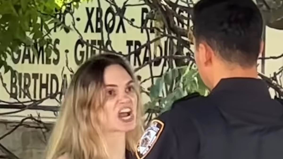 alert-–-woman-seen-lifting-her-hand-to-slap-nypd-cop-as-she-throws-epic-tantrum-on-new-york-subway-platform