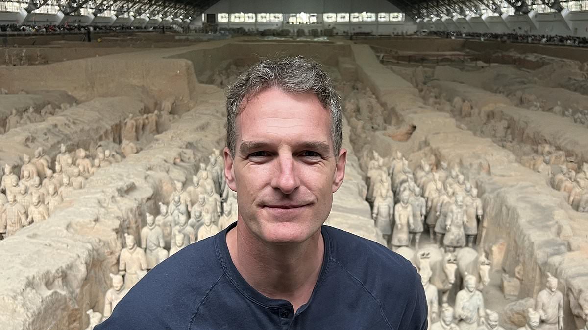 alert-–-the-terracotta-army-with-dan-snow-review:-still-a-child-at-heart,-historian-dan-delights-in-china’s-horrible-history,-writes-christopher-stevens