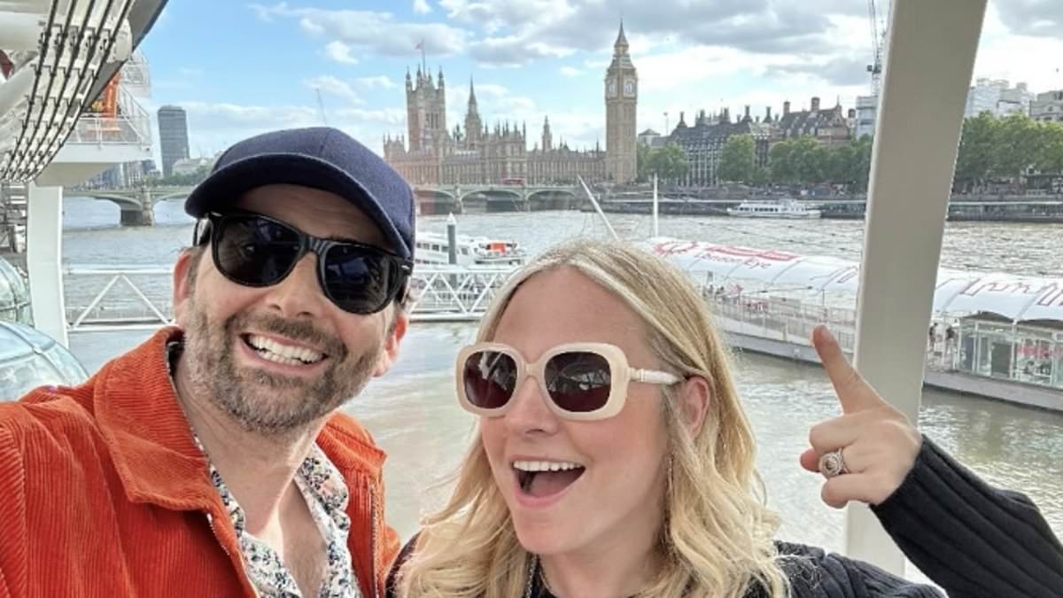 alert-–-david-tennant-and-wife-georgia-refer-to-doctor-who-episode-where-he-‘brought-down-the-government’-as-rishi-sunak-bids-goodbye-to-no10