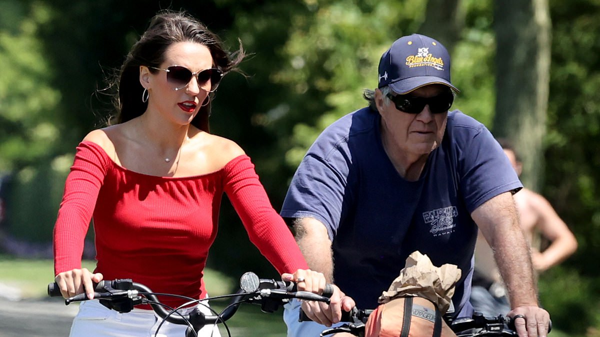 alert-–-bill-belichick,-72,-and-girlfriend-jordon-hudson,-24,-wear-matching-rings-on-nantucket-bike-ride-for-july-4th