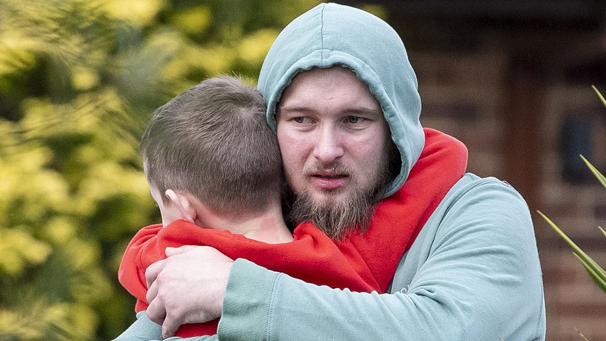 alert-–-neighbour’s-heroic-act-after-father-allegedly-lit-house-on-fire-with-his-children-inside-–-as-heartbreaking-sight-is-spotted-in-the-front-yard