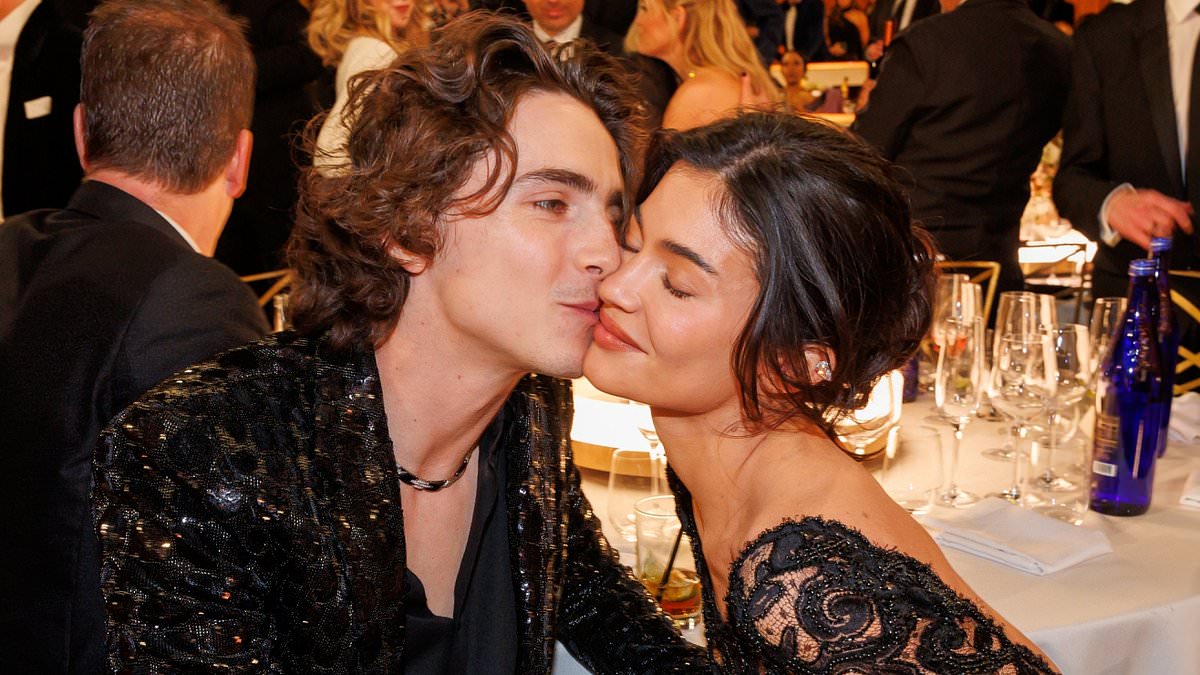 alert-–-kylie-jenner-is-‘fighting’-against-mom-kris-jenner’s-plans-for-timothee-chalamet-relationship-–-as-insiders-reveal-how-the-reality-star-has-kept-their-romance-alive