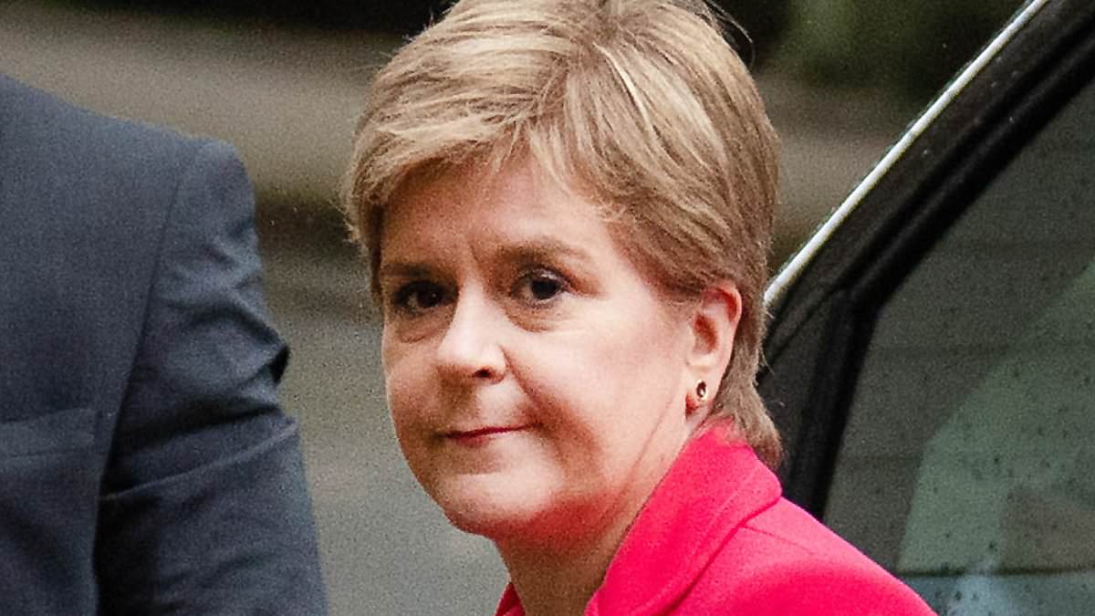 alert-–-snp-plunged-into-bitter-civil-war-following-‘independence-day-massacre’-which-saw-nationalists-lose-39-westminster-seats