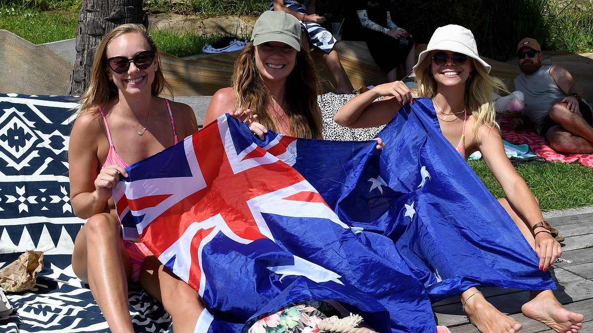 alert-–-woolworths-to-sell-australian-flags-for-paris-olympics-after-australia-day-boycott