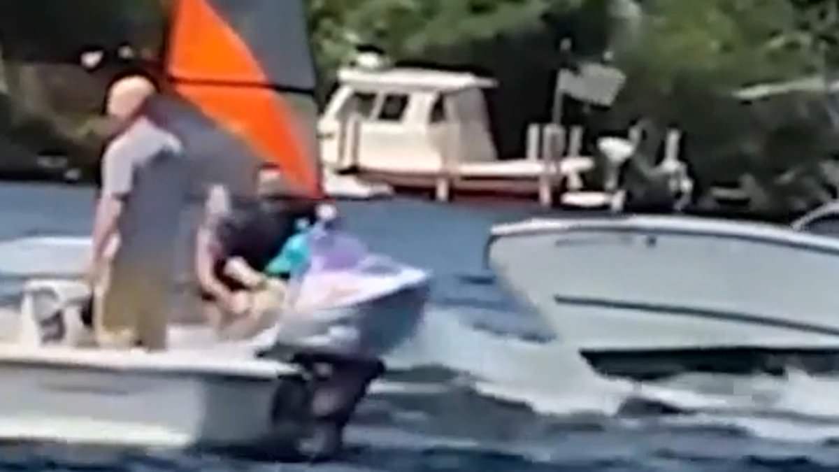 alert-–-moment-heroic-new-hampshire-teen-jumps-onto-runaway-boat-in-lake